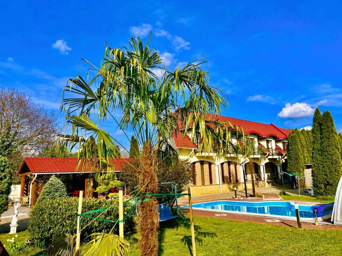 Bajor Panzio Buek-Buekfuerdo, Adults Friendly 12 Plus Zewnętrze zdjęcie