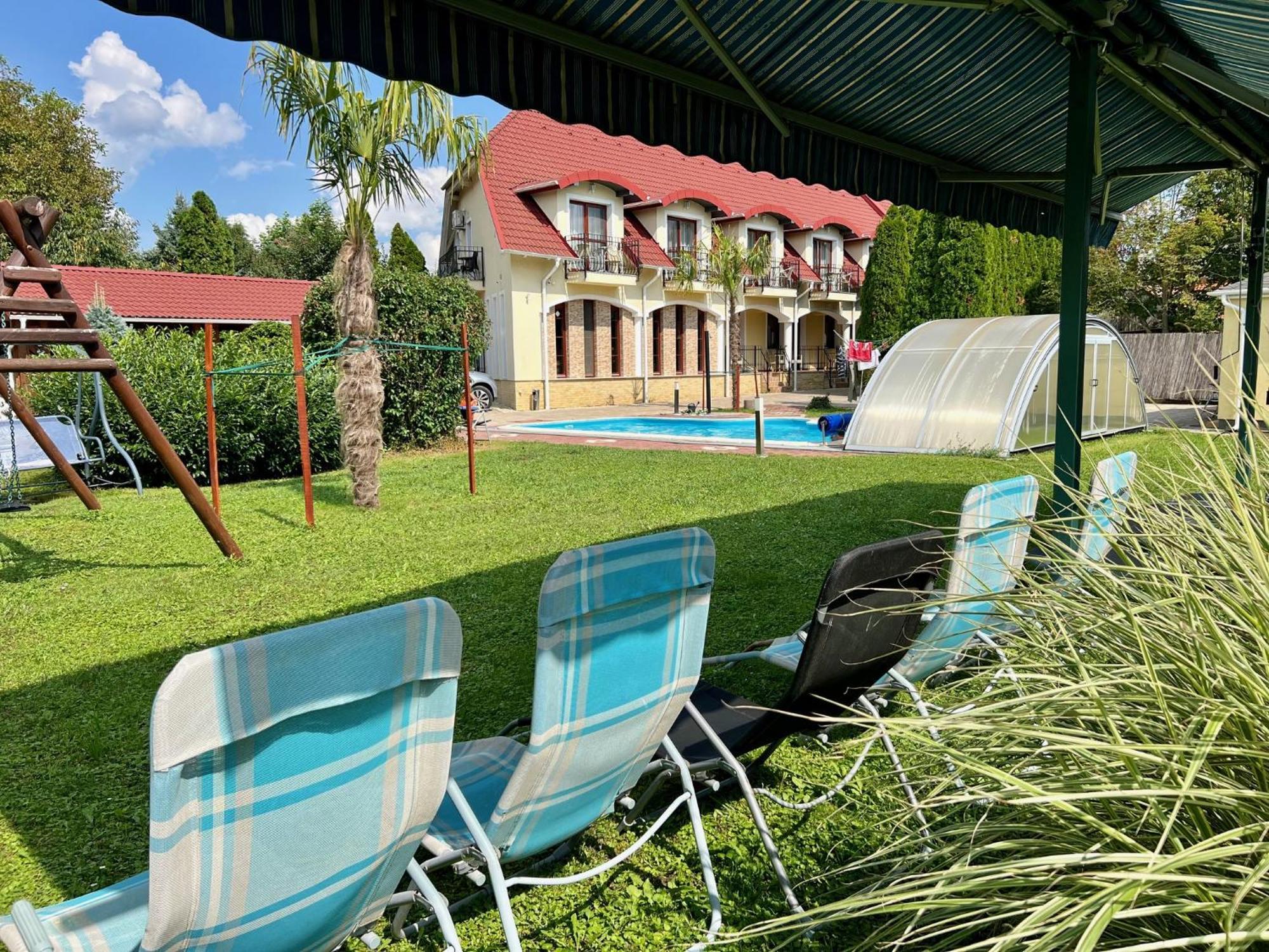 Bajor Panzio Buek-Buekfuerdo, Adults Friendly 12 Plus Zewnętrze zdjęcie