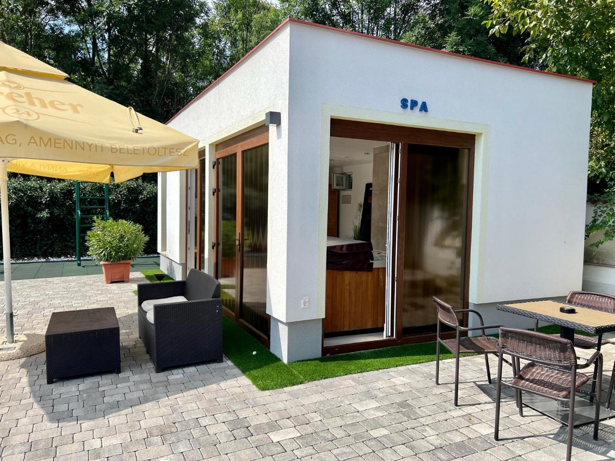 Bajor Panzio Buek-Buekfuerdo, Adults Friendly 12 Plus Zewnętrze zdjęcie