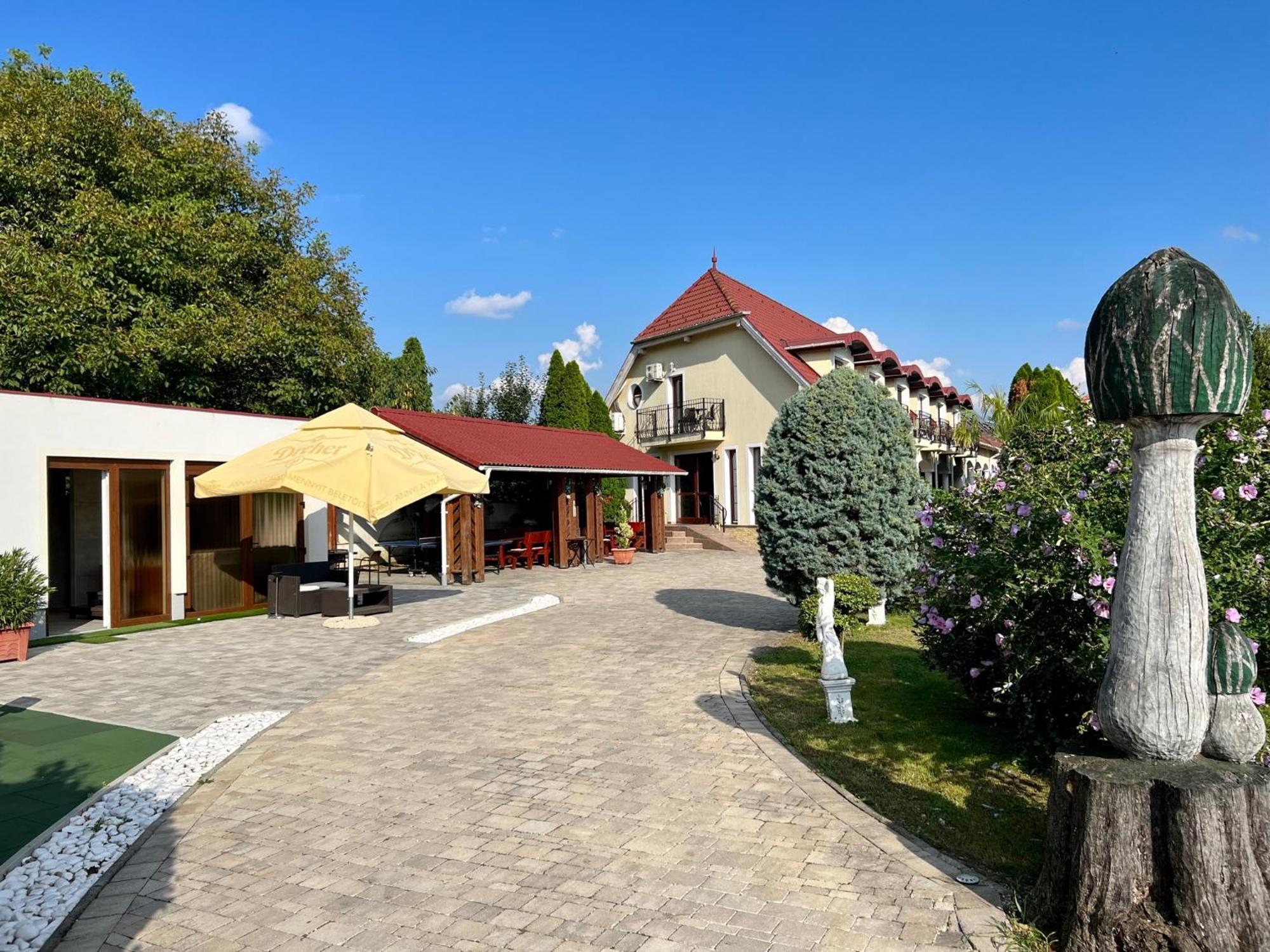 Bajor Panzio Buek-Buekfuerdo, Adults Friendly 12 Plus Zewnętrze zdjęcie