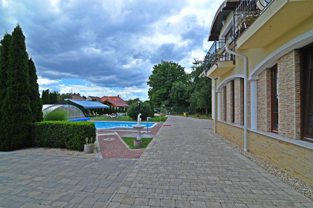 Bajor Panzio Buek-Buekfuerdo, Adults Friendly 12 Plus Zewnętrze zdjęcie