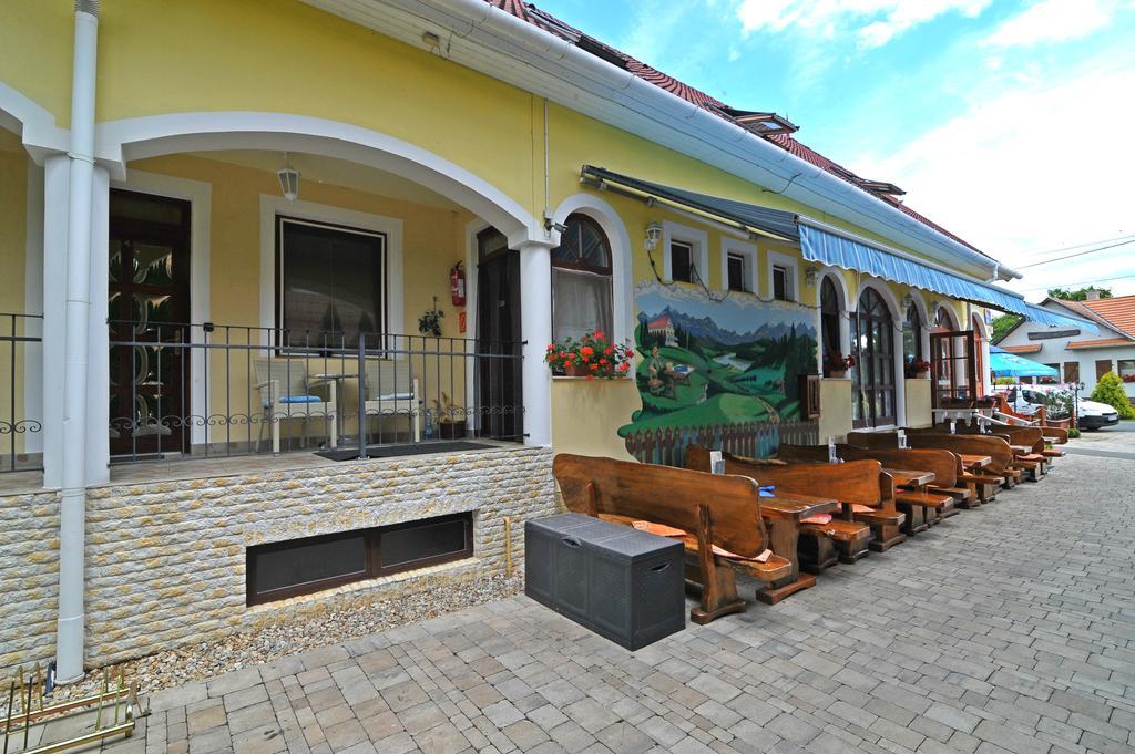 Bajor Panzio Buek-Buekfuerdo, Adults Friendly 12 Plus Zewnętrze zdjęcie